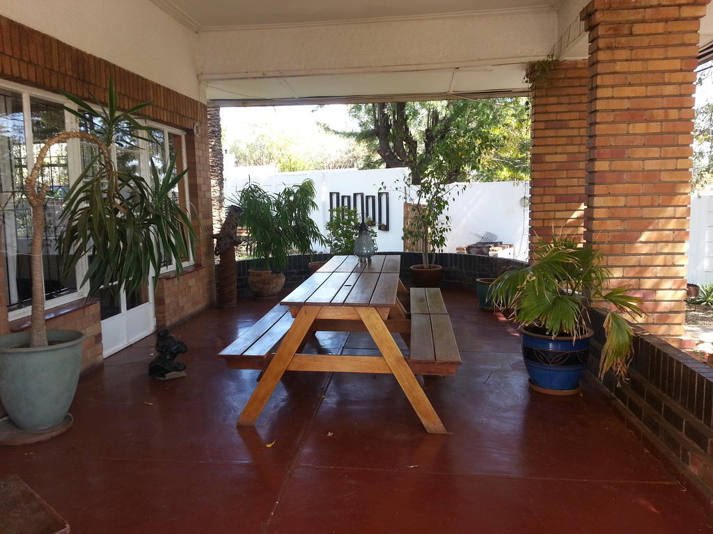 Rivendell Hotel Windhoek Exterior foto